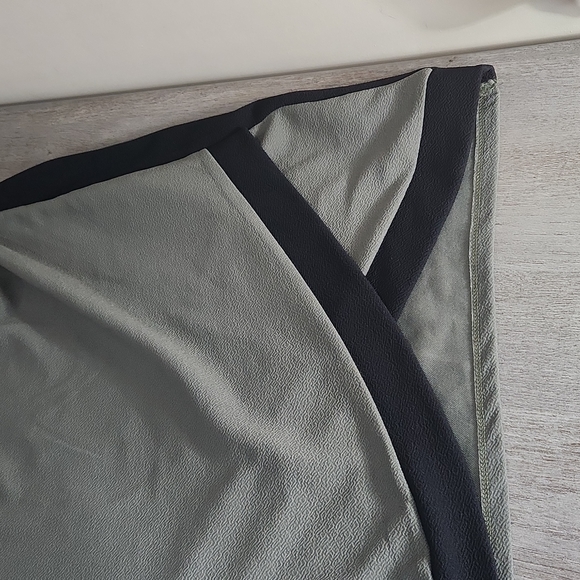 ALMOST FAMOUS DRAPPED DRESS OLIVE GREEN COLOR SIZE XL SHORT SLEEVES - Picture 14 of 14